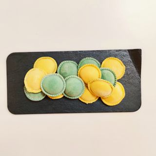 Sorrentino Espirulina Con Scamorza Ahumada Y Tomate Seco (1 Kg.)