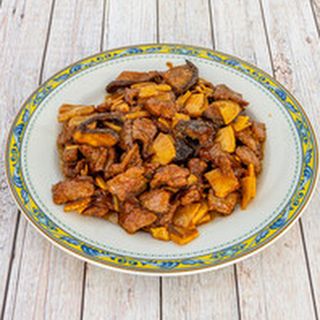 Телешко с китайски гъби и бамбук (500г)