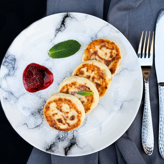 Cottage Cheese Pancakes (Syrniki)