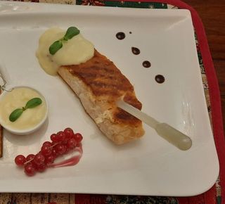 Somon pe plită/ grătar