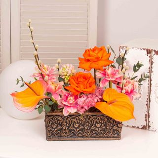 Aranjament "La multi Ani!" 