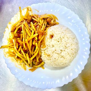 92.双冬鸡丁饭Piletina  sa  banbusomi  kineskim  peaurkama 