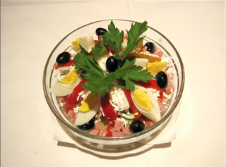 705. Овчарска салата