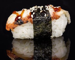 Нігірі з Вугрем 1шт/40грм