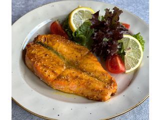 Стейк із лосося (180г)