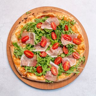 12. Pizza Parma 35cm