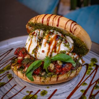 Bocadillo de burrata