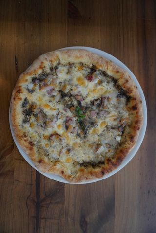 Pizza pavarotti (33 cm.)