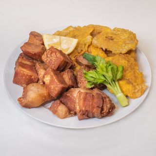 Chicharrón Con Yuca 