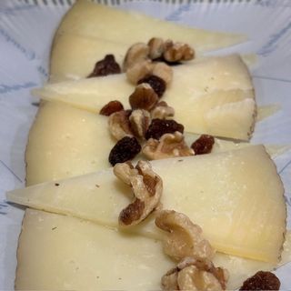 Queso curado de oveja 