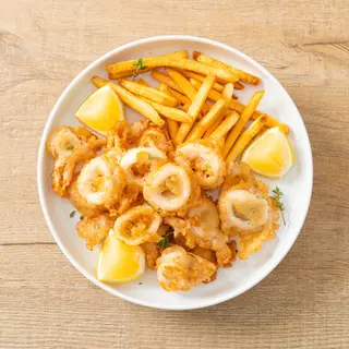 49.  Calamares y Patatas Fritas.