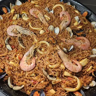 Racion de Fideua con all i oli
