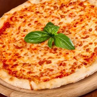 Pizza Margarita 28 Cm.)