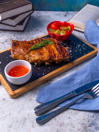 coaste glazurate cu miere și sweet chilly 