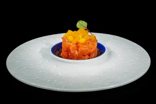 157. Tartar De Salmón