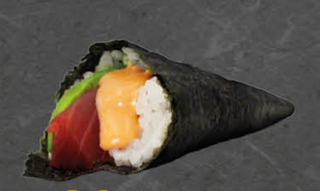 Maguro spicy temaki