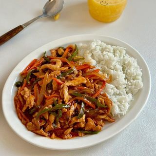 26. Pollo De Cinco Sabores Y Arroz