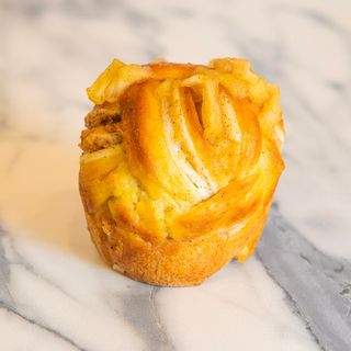 GOMITOLO MELA E CANNELLA