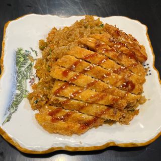 Yakimeshi pollo rebozado 