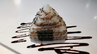 712 - Sake onigiri - 1 pezzo