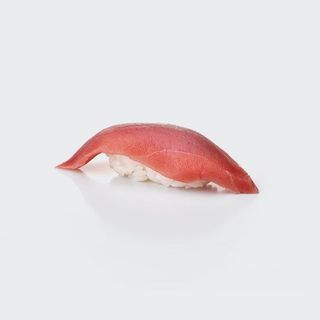 Maguro nigiri 1p.