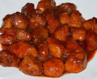 50. Панирано свинско в сладко-кисел сос (600г)