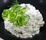 Салата Снежанка с кисели краставици (400г)