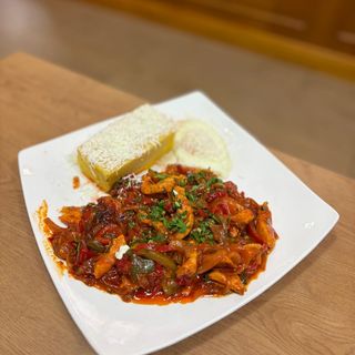 Tigaie românească cu porc și legume