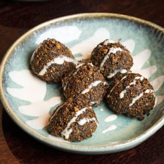 Falafel nel piatto