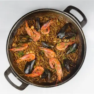 Fideuá De Mariscos Caravista