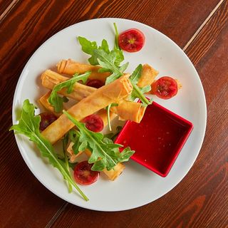 Спринг роллы с говядиной