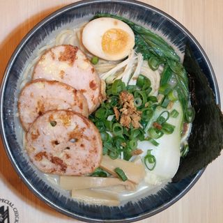 R03. Paitan Chasiu Ramen