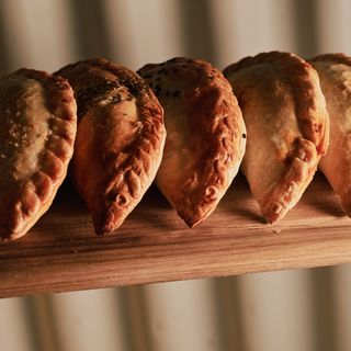 Empanada De Espinacas Con Parmesano