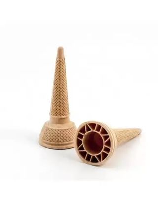 Cono imperiale vuoto ricoperto al cioccolato