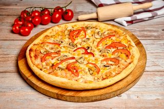 Pizza Pollo con tutti