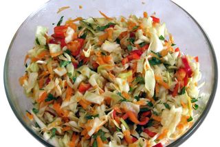 26. Зеленчукова салата (300г)