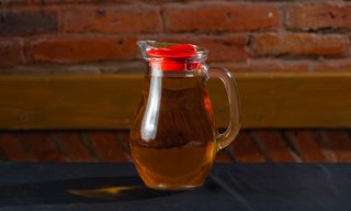 ჩამოსასხმელი თეთრი ღვინო-1ლ