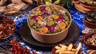 Shawarma - BOWL (jak sałatka + Frytki)