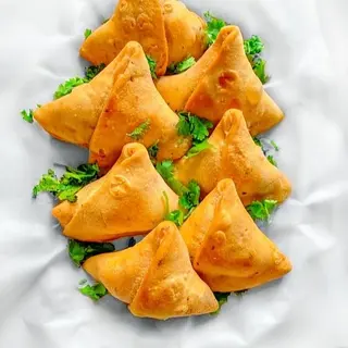 Samosa ripieni di verdura 1 pezzo