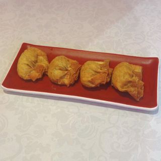 Wantun de pollo y seta