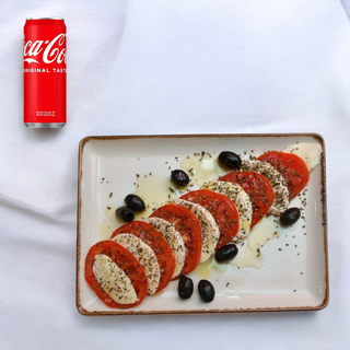 Kapreze salata + Coca-Cola 0.33l
