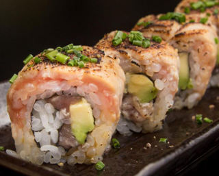 Uramakis flambeado (8 uds.)