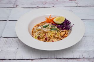 Pad thai moo/kai