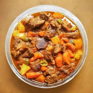 Ragout De Pomme De Terre a La Viande De Boeuf