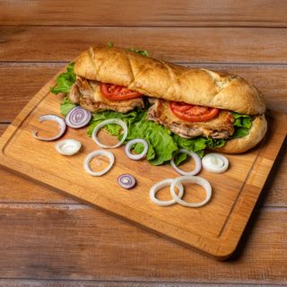 Pileći batak u somunu veliki