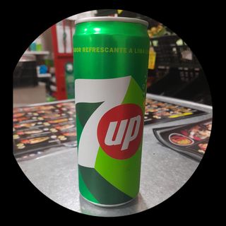7up cane 330 ml