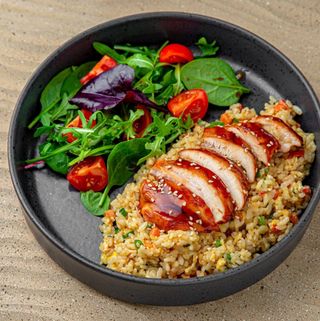 Bento pranz rice and chicken 