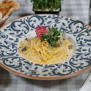 Tagliolini con Funghi Porcini