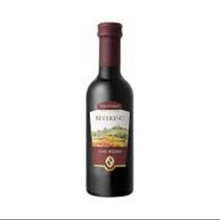 Vino rosso beverino