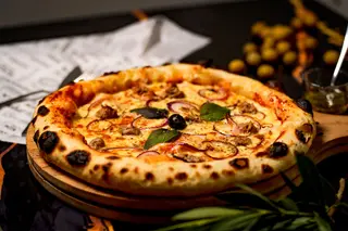 Pizza Tuna